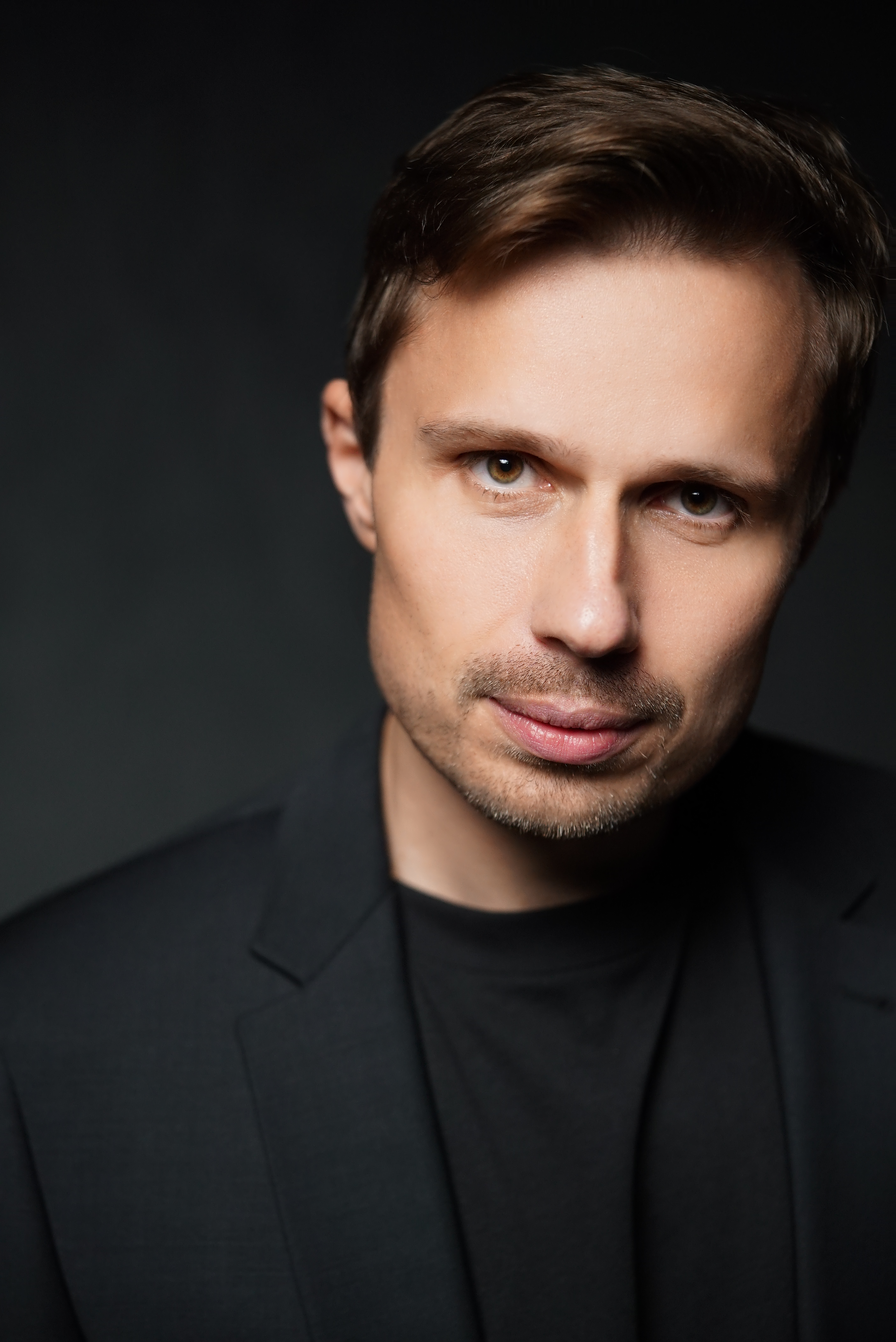 Max Shilov.png Max Shilov.png